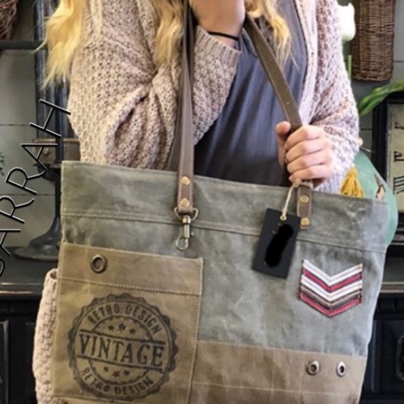 sarrah Handbags - Myra Bag Vintage Design Two-Tone Tote Bag